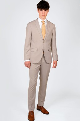 Enrique Pellejero traje camel