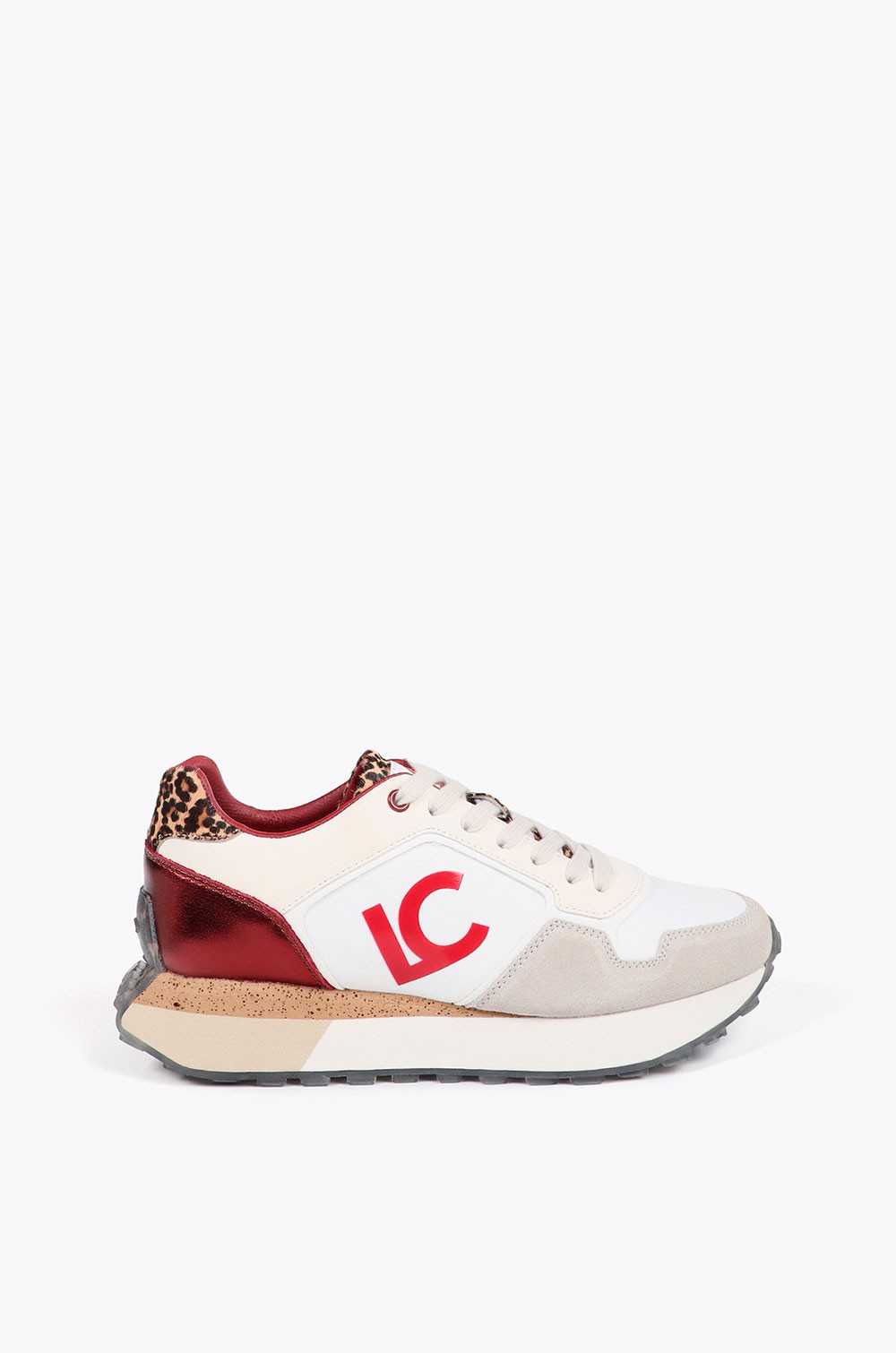 Lola Casademunt deportiva estampado animal