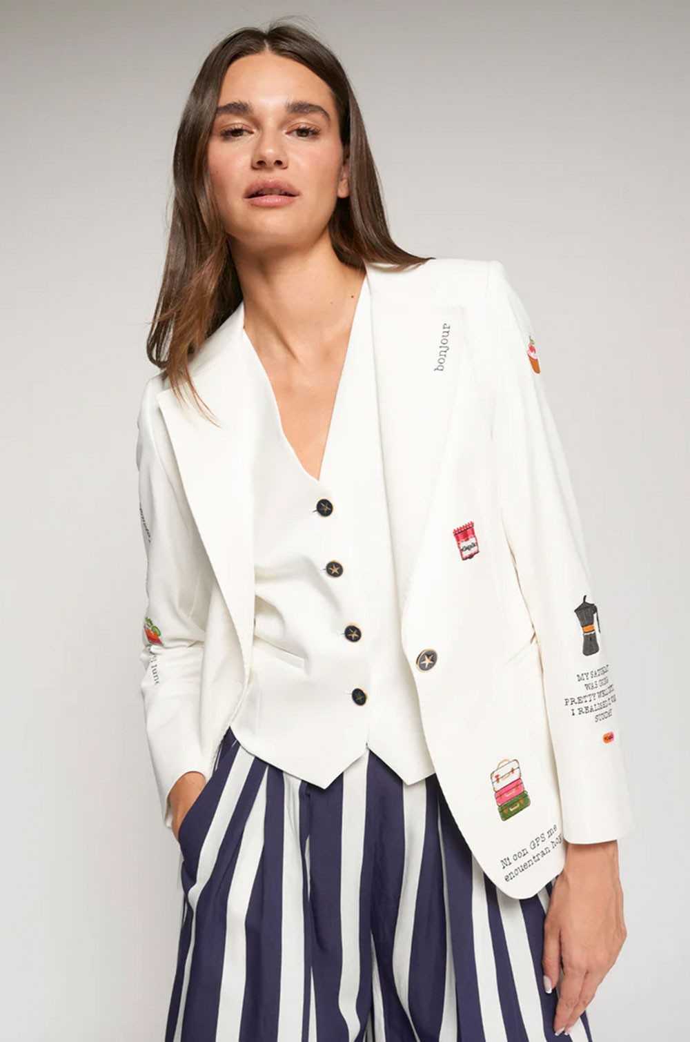 Vilagallo chaqueta blanca bordados
