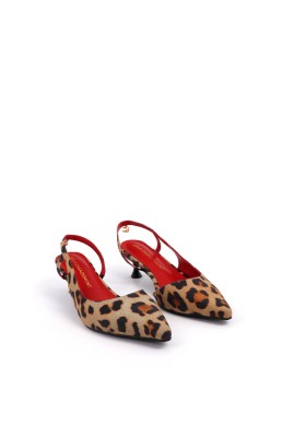 Zapato de tacón bajo con estampado de leopardo Lola Casademunt