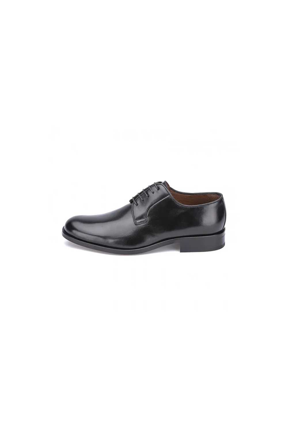 Sergio Serrano zapatos negros de piel