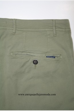 Chino verde claro Pertegaz hombre