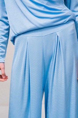 SMF pantalón punto ancho celeste
