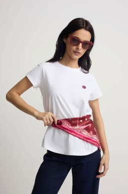 Camiseta blanca Smile Silbon outfit casual mujer