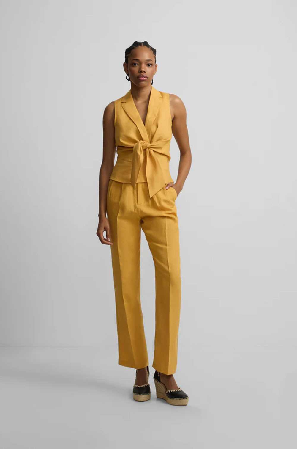 Pantalón recto lino amarillo Silbon mujer