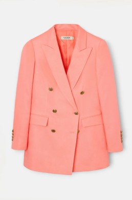 Detalle doble botonadura americana coral Silbon mujer