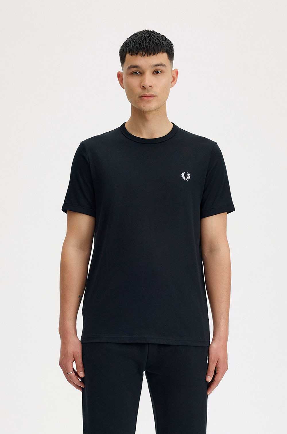 Camiseta ringer negra Fred Perry hombre