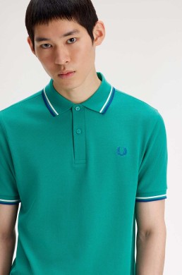 Polo de manga corta verde intenso Fred Perry con ribetes