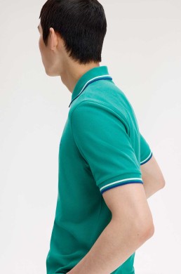 Polo verde menta Fred Perry espalda