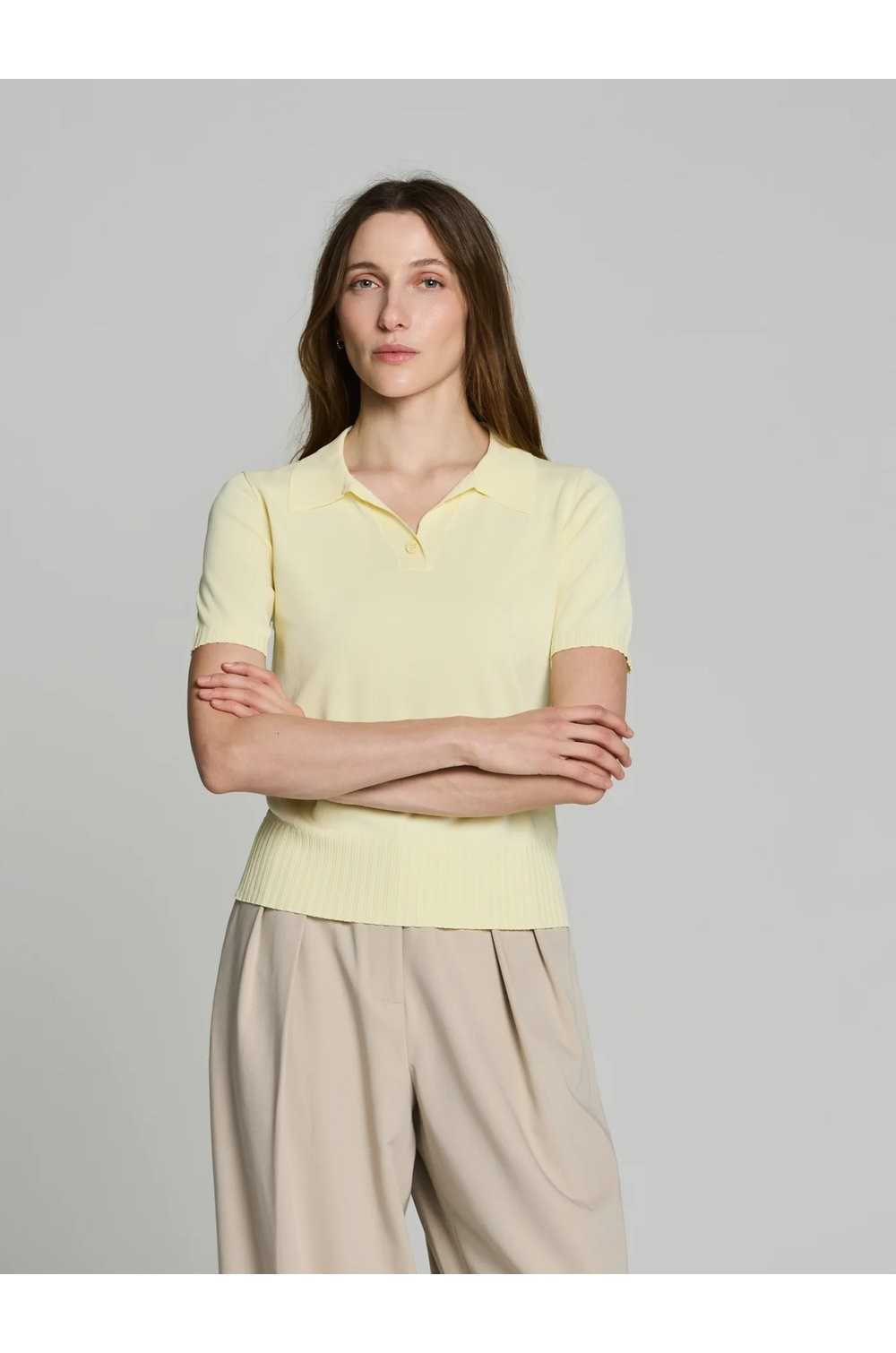 Polo de punto amarillo claro Escorpion ropa mujer
