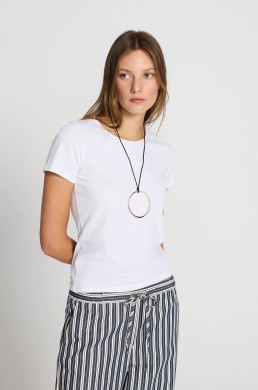 Escorpion camiseta básica blanca manga corta