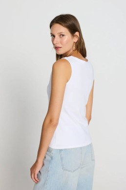 Escorpion camiseta blanca sin mangas vista lateral