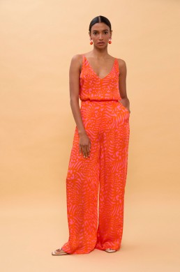 Top lencero naranja y rosa Lola Casademunt con pantalón a juego
