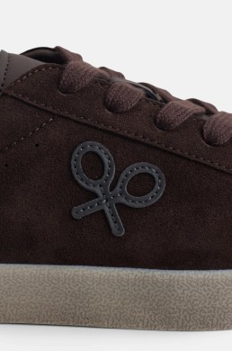 Zapatillas Silbon hombre marrón con raquetas en el lateral