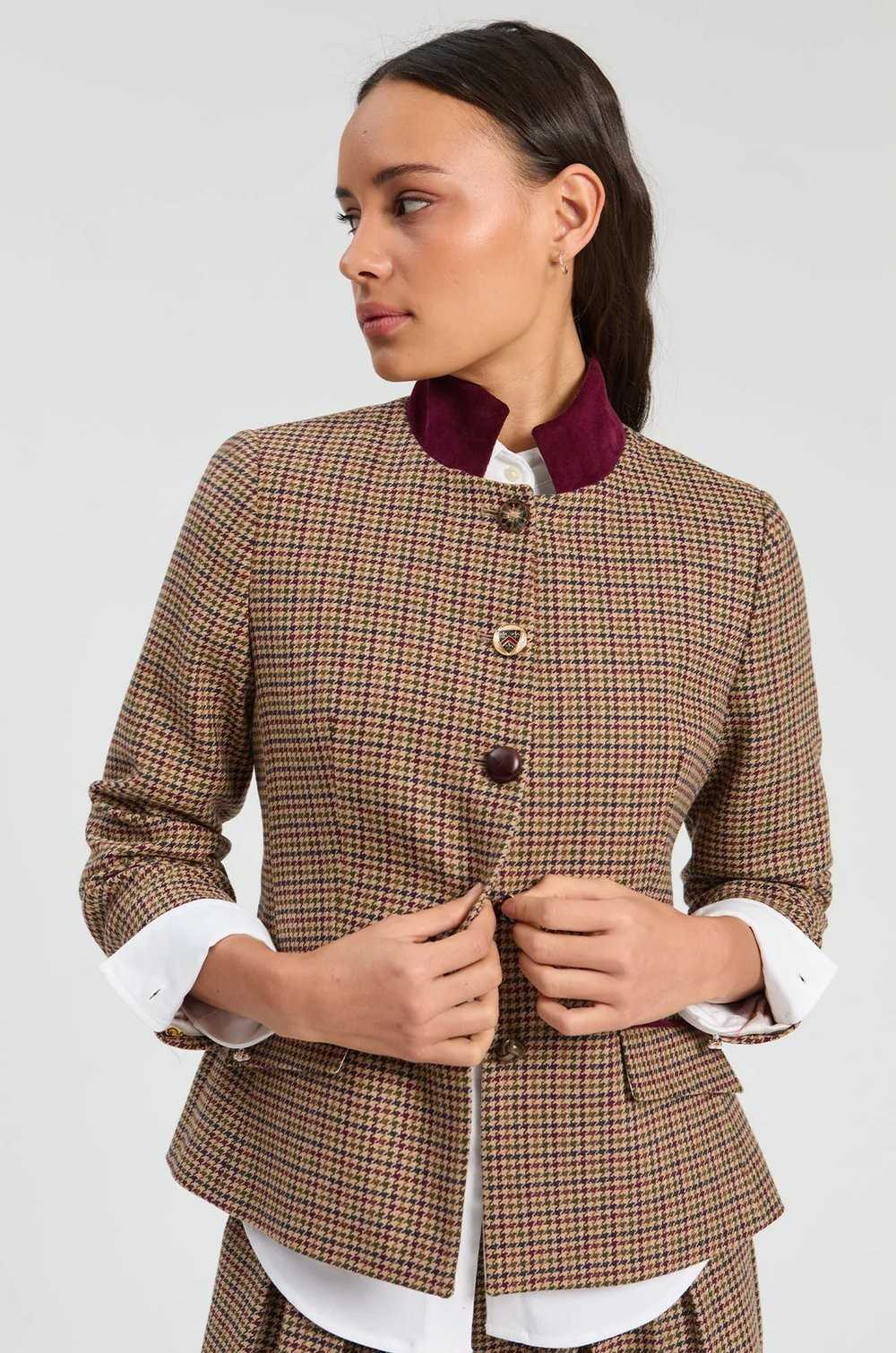 Chaqueta pata de gallo multicolor burdeos Vilagallo mujer