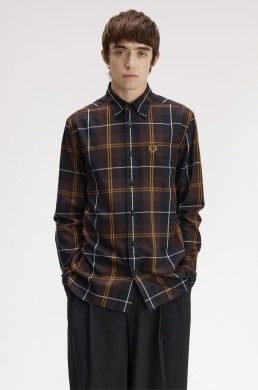 Camisa tartán marrón y negra Fred Perry hombre frontal