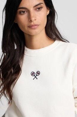 Sudadera crudo Silbon mujer detalle raquetas