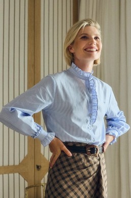 Camisa rayas celeste cuello volante Silbon mujer