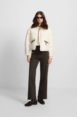 Parka crudo con cuello de pelo Silbon mujer look completo