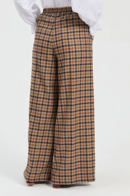 Pantalón cuadros teja Vilagallo vista trasera