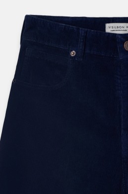 Pantalón de pana azul marino Silbon, detalle de cintura y bolsillos